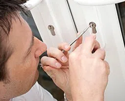 Gallery Locksmith Store Los Angeles, CA 310-819-4256 Gallery Locksmith Store Los Angeles, CA 310-819-4256 - 16-Emergency-Unlock