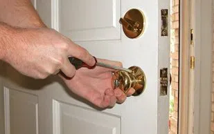Gallery Locksmith Store Los Angeles, CA 310-819-4256 - 2-Local-Locksmith